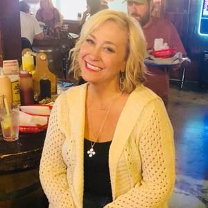 Meet your Posher, Katrena